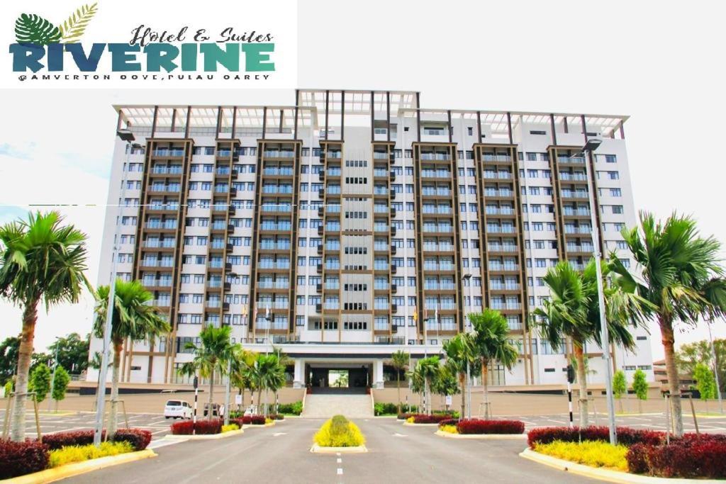 Amverton Cove Golf & Island Resort Banting  Bagian luar foto