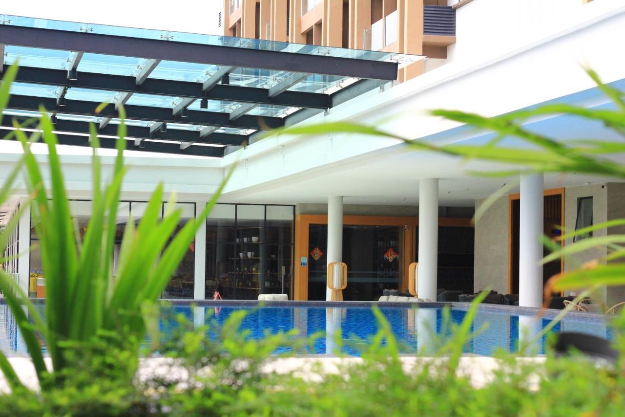 Amverton Cove Golf & Island Resort Banting  Bagian luar foto