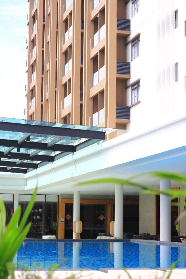 Amverton Cove Golf & Island Resort Banting  Bagian luar foto