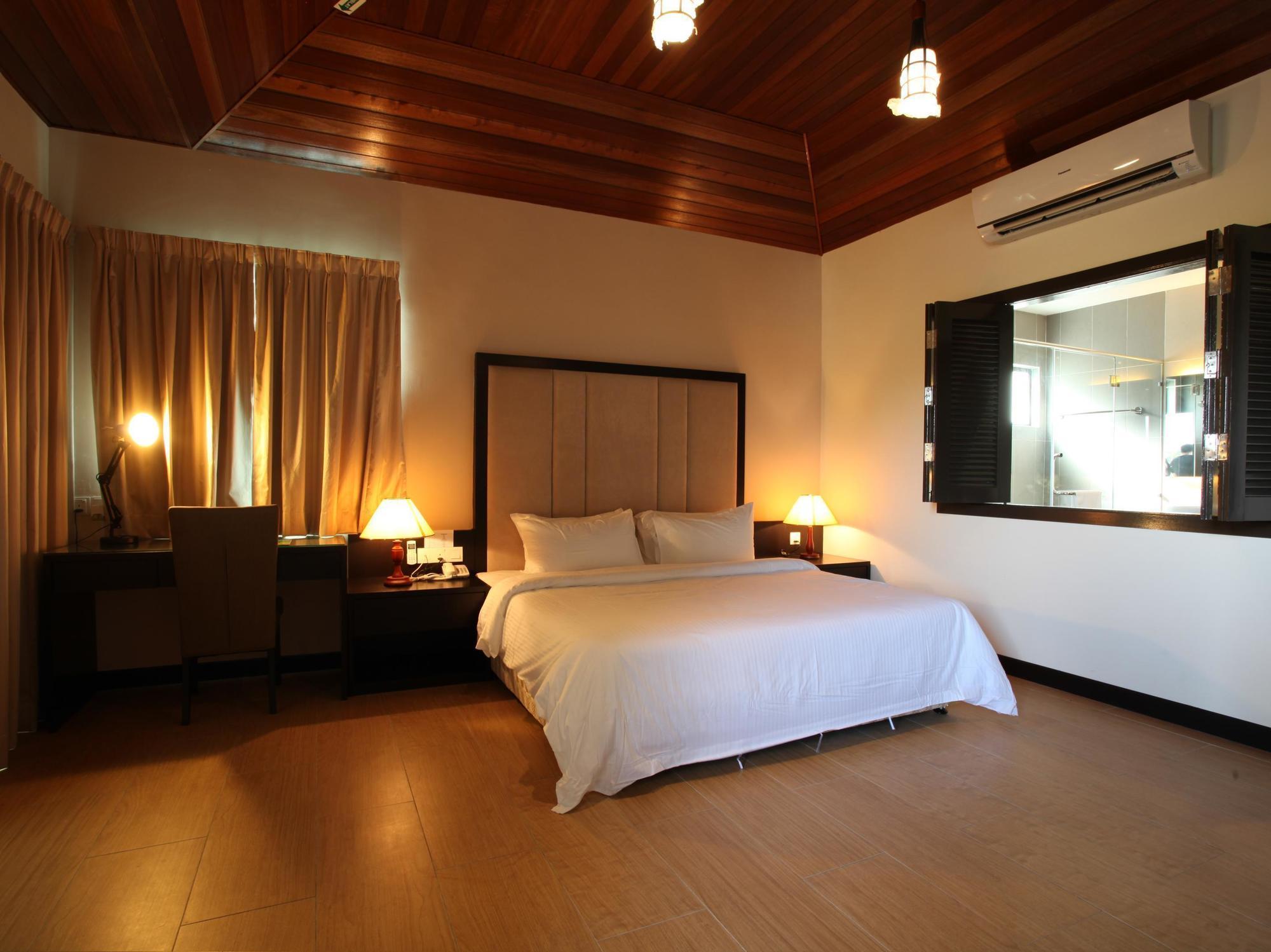 Amverton Cove Golf & Island Resort Banting  Bagian luar foto